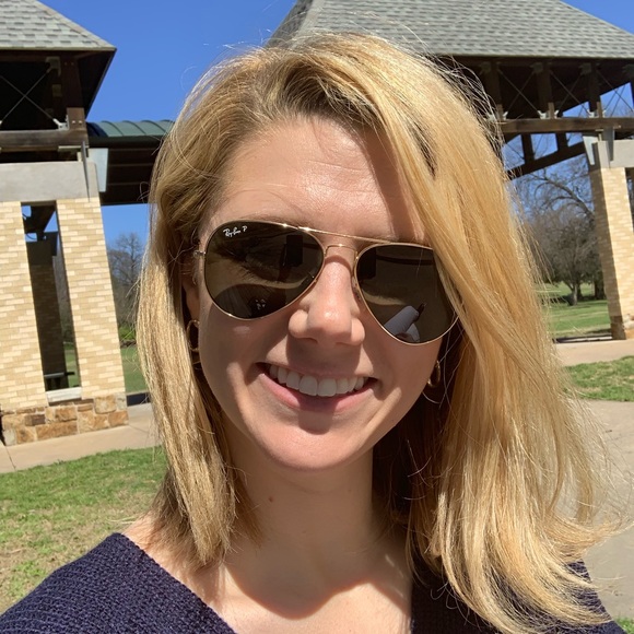 Meet your Posher, Sally - Picture 1 of 3